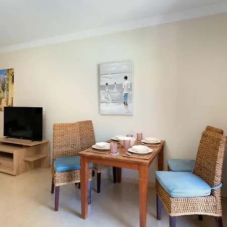 Pia's Sea Dream By Interhome Apartment *